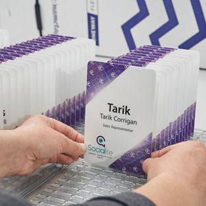 soporte organizador para acreditaciones prreimpresas